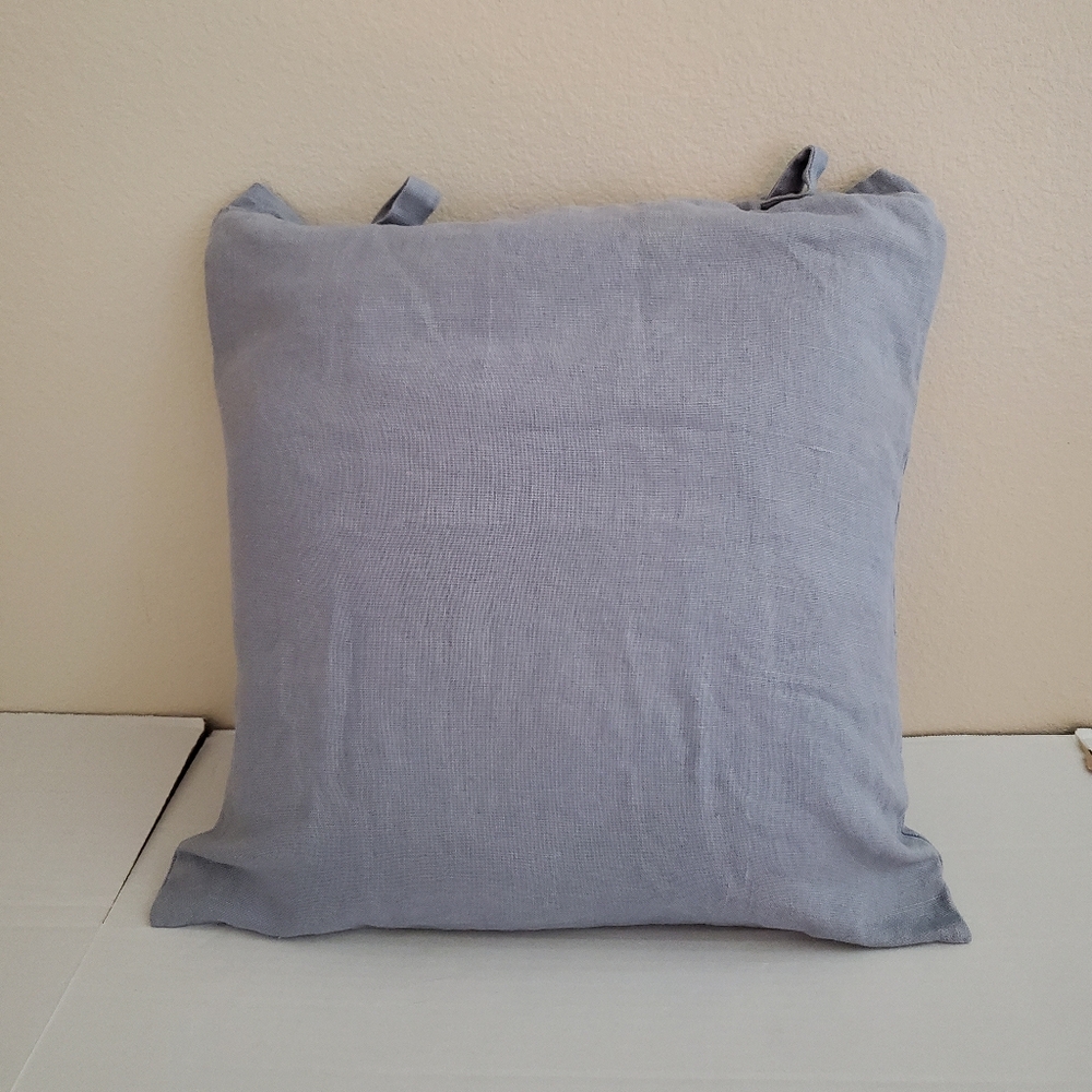 Pottery Barn 100% Linen Pillow Cover With Ties Light Blue 18X18